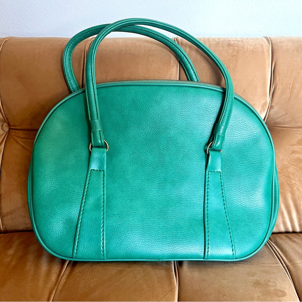 Rare Celebrity Inc vintage travel bag. 1960s.